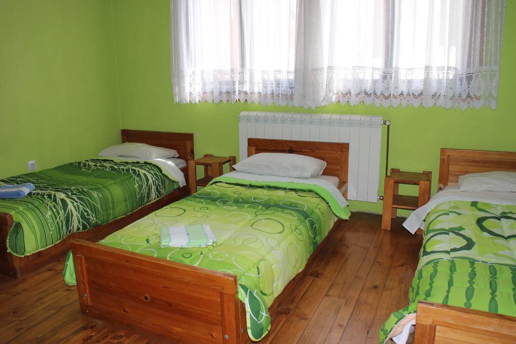 Hostel Hikers Den Жабляк Номер фото