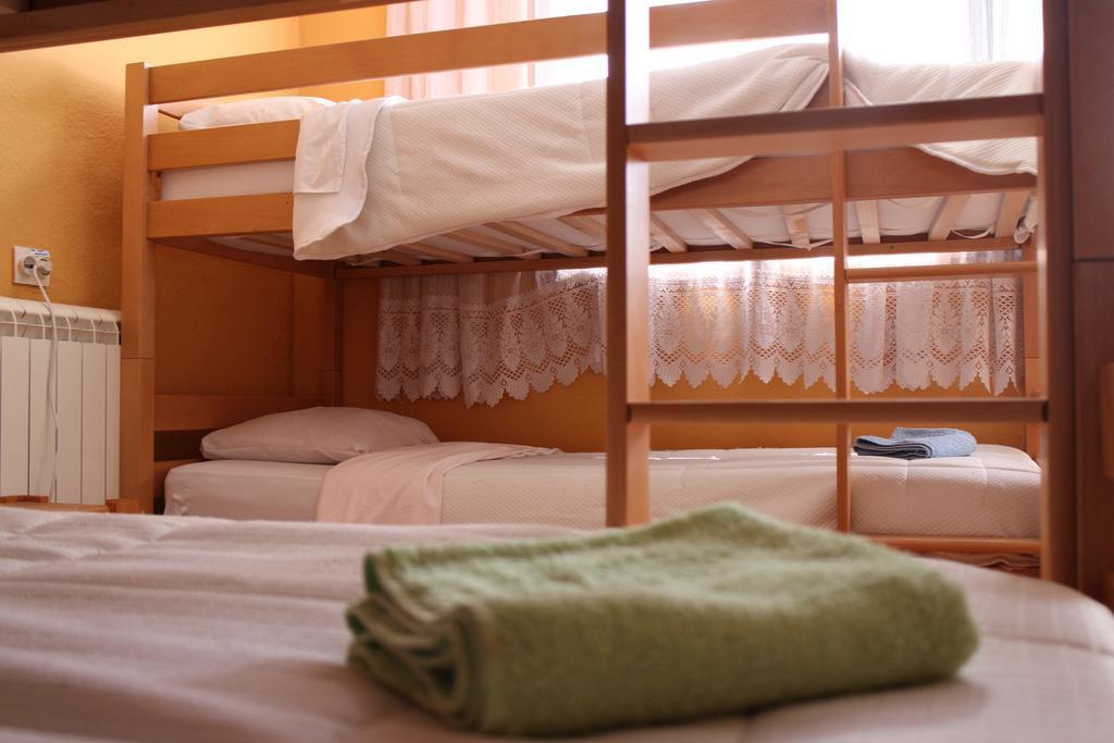 Hostel Hikers Den Жабляк Номер фото