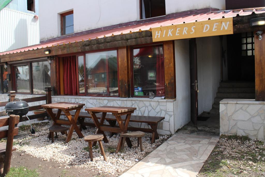 Hostel Hikers Den Жабляк Екстер'єр фото